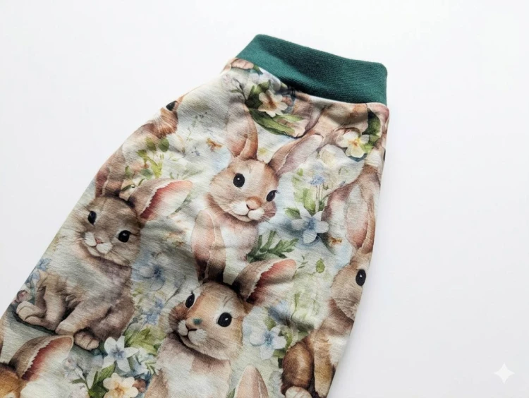 Wielkanocna bluza dla kota w króliczk1.jpg