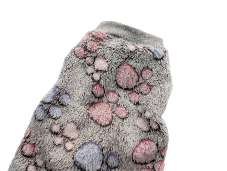 Polzrowa bluzka dla kota w łapki 3.jpg