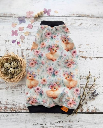 Wielkanocna letnia bawełniana bluzeczka dla kota sfinks, devon rex w kaczuszki z wiankiem.jpg