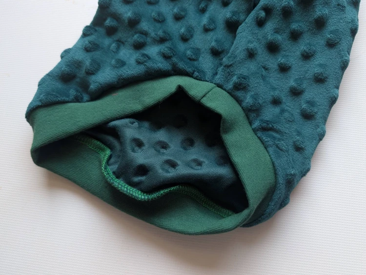 Polar minki ubranko dla kota butelkowa zieleń5.jpg