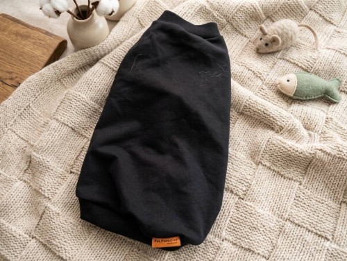 Ubranko dla kota jednokolorowe czarne.jpg
