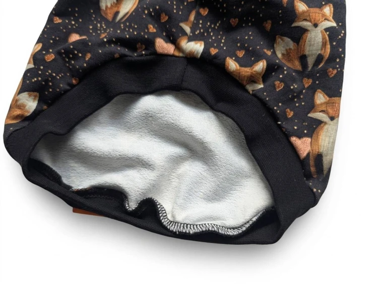 Ubranko dla kota „Złoty Lis i Serduszka”4.jpg